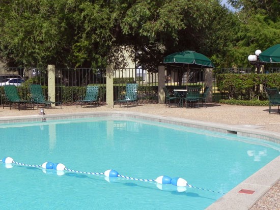 Alexis Park Apartments